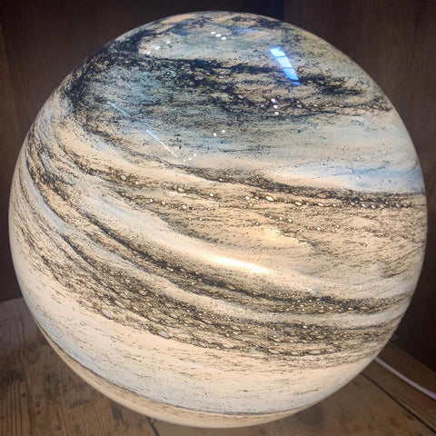 LunaCrystal – Elegant Glass Moon Lamp with Enchanting Cosmic Details for Atmospheric Spaces