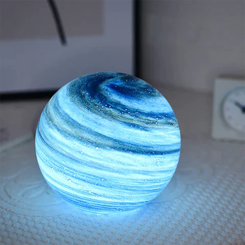 LunaCrystal – Elegant Glass Moon Lamp with Enchanting Cosmic Details for Atmospheric Spaces