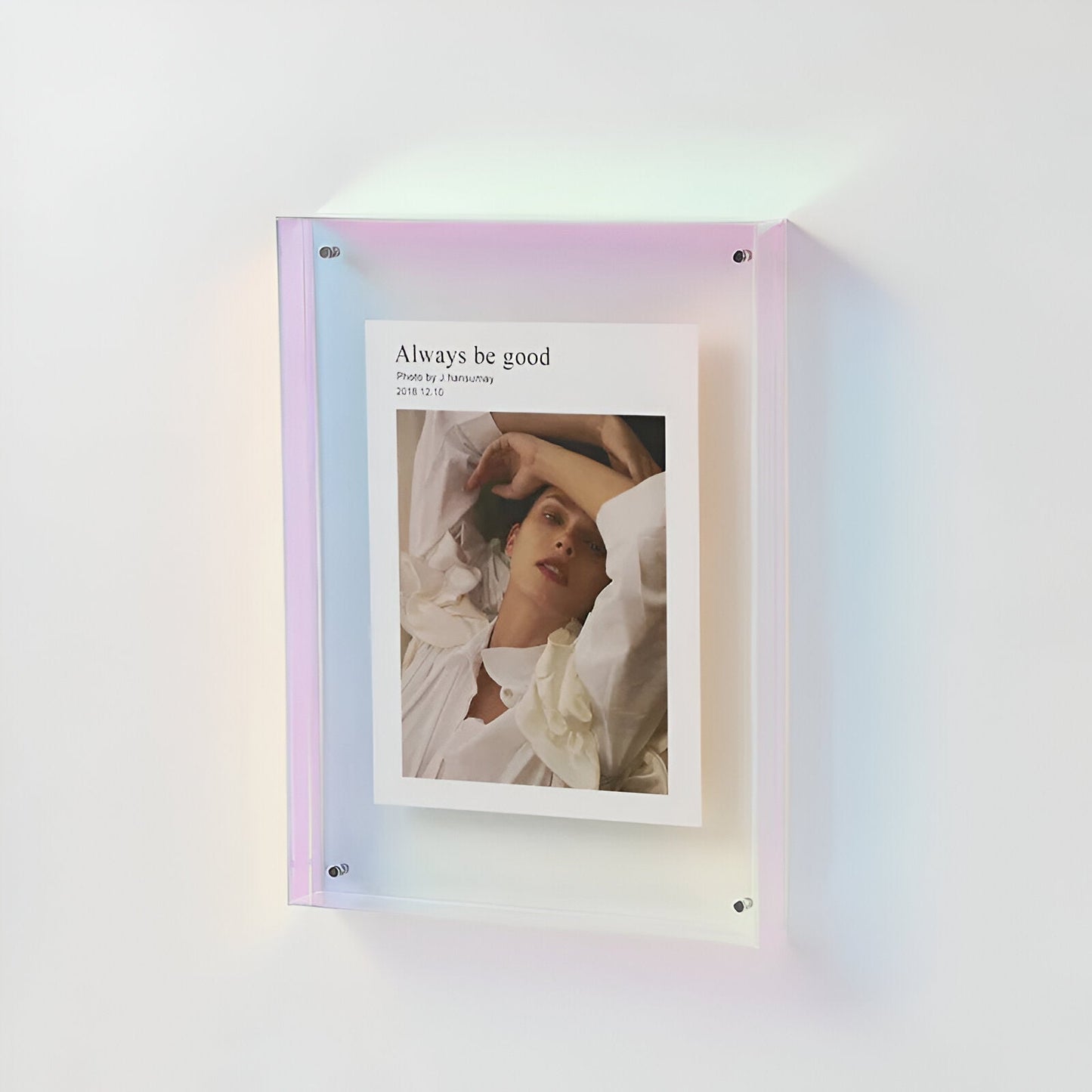AcryGlow – Transparent Picture Frame with Modern Minimalist Design